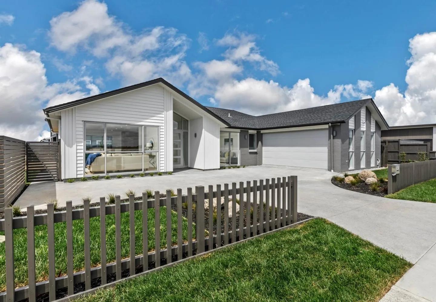 146 Wainui Road, Front
