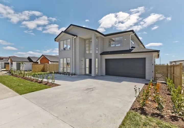 202 Wainui Road, Front